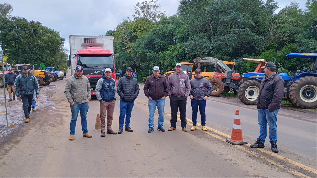 Capa Produtores Rurais organizam Paralisação Geral no dia 16 de junho